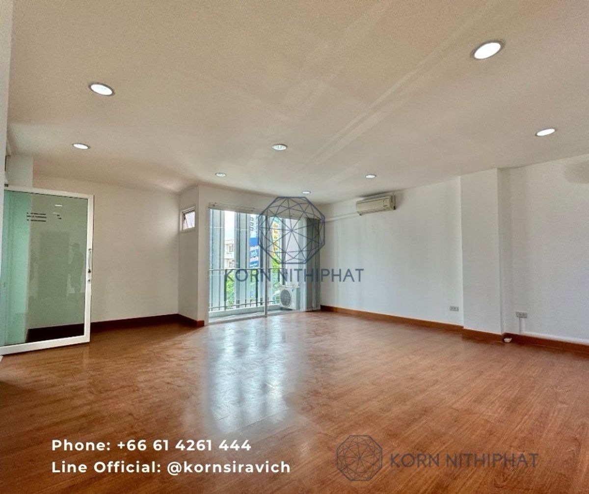 ให้เช่าโฮมออฟฟิศโชคชัย4 ลาดพร้าว71 : ให้เช่า โฮมออฟฟิศ นาคนิวาส ลาดพร้าว 71 ใกล้ เลียบด่วน รามอินทรา | For Rental - Home Office Nakniwas Ladprao 71 nearby Liab Duan Ramintra Rd., 