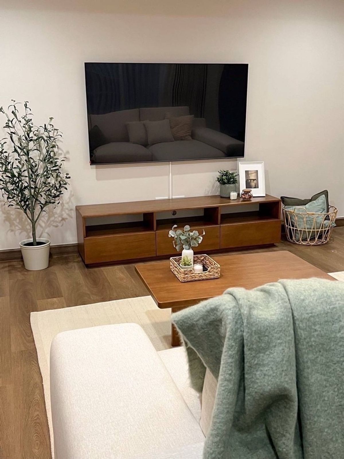 ให้เช่าบ้านสมุทรปราการ สำโรง : บ้านเดี่ยวให้เช่า 🔥 Ladawan Srinakarin 🔥 เดินทางสะดวกใกล้ Mega บางนา 4 ห้องนอน 4 ห้องน้ำ เฟอร์นิเจอร์ และ เครื่องใช้ไฟฟ้าครบ 