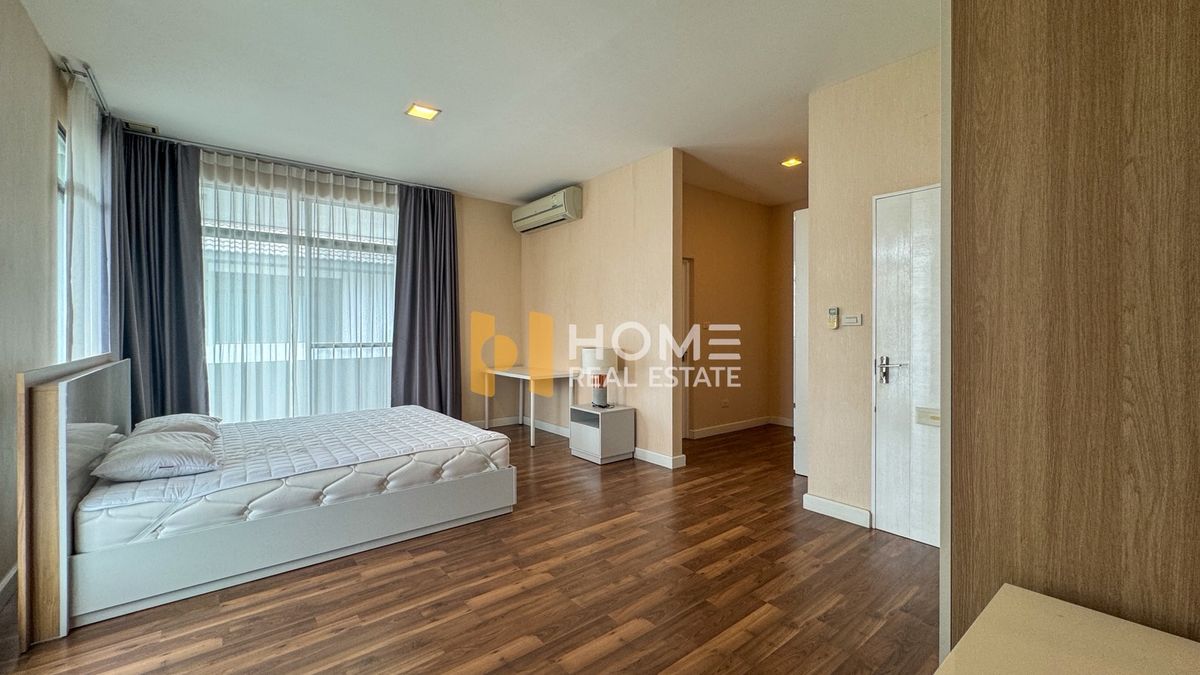 ขายบ้านลาดกระบัง สุวรรณภูมิ : มัณฑนา อ่อนนุช - วงแหวน 4 / 4 ห้องนอน (ขาย), Manthana Onnut - Wongwan 4 / 4 Bedrooms (FOR SALE) POON088