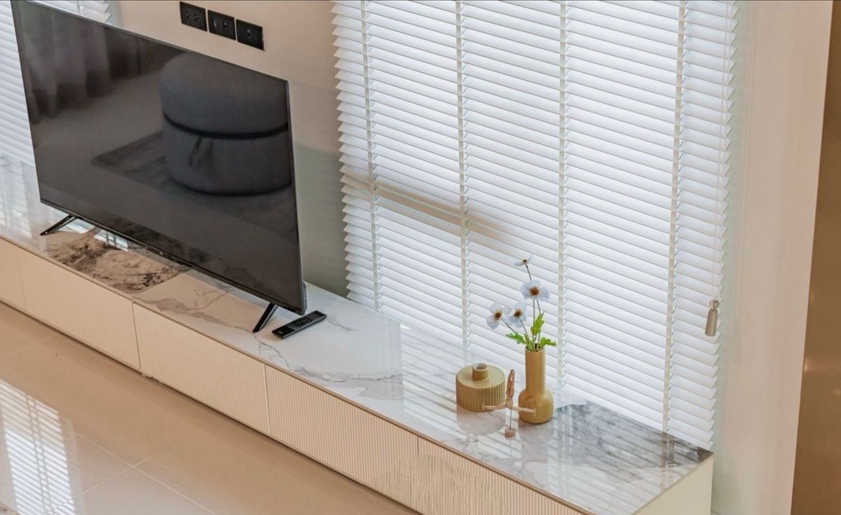 HousePattanakan, Srinakarin : Rent a detached house, Brasiri University, Krungthep Kreetha, beautiful back, ready to be near The Mall Bangkapi. Interested in Atline.@841QLNR