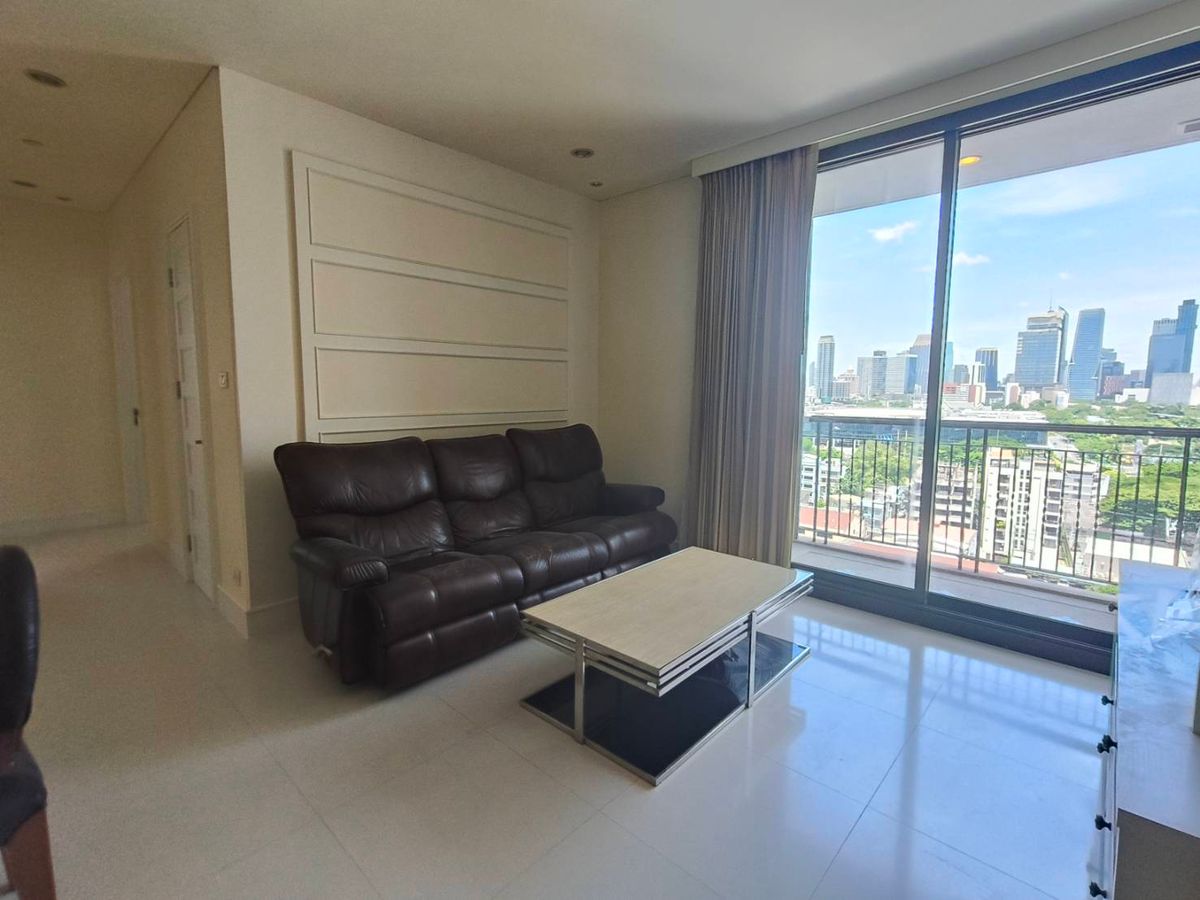 For RentCondoSukhumvit, Asoke, Thonglor : For Rent Pet Friendly Condo: Aguston Sukhumvit 22, 2Bed2bath, 80.22SQM. , Balcony Facing South, Good View