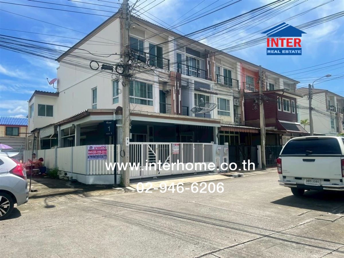 ขายทาวน์โฮมนวมินทร์ รามอินทรา : ทาวน์โฮม 3 ชั้น 29.5 ตร.ว. หมู่บ้านเดอะแพลนท์ ซิตี้ นวมินทร์86 ซอยนวมินทร์86 ถนนนวมินทร์ เขตคันนายาว กรุงเทพมหานคร