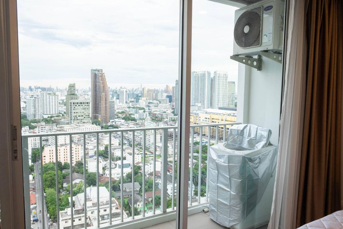 For SaleCondoLadprao, Central Ladprao : Beautiful room, city view Firing, good price !!