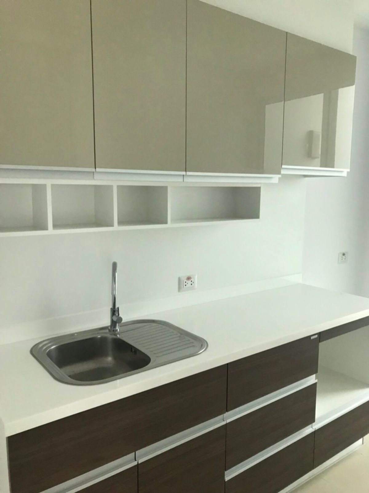 ให้เช่าคอนโดราชเทวี พญาไท : Supalai Elite Payathai【𝐒𝐄𝐋𝐋 & 𝐑𝐄𝐍𝐓】🔥โปร่งโล่ง แบ่งสัดส่วนลงตัว พื้นที่ใช้สอยเยอะ🔥  ติดต่อไลน์ไอดี: @hacondo