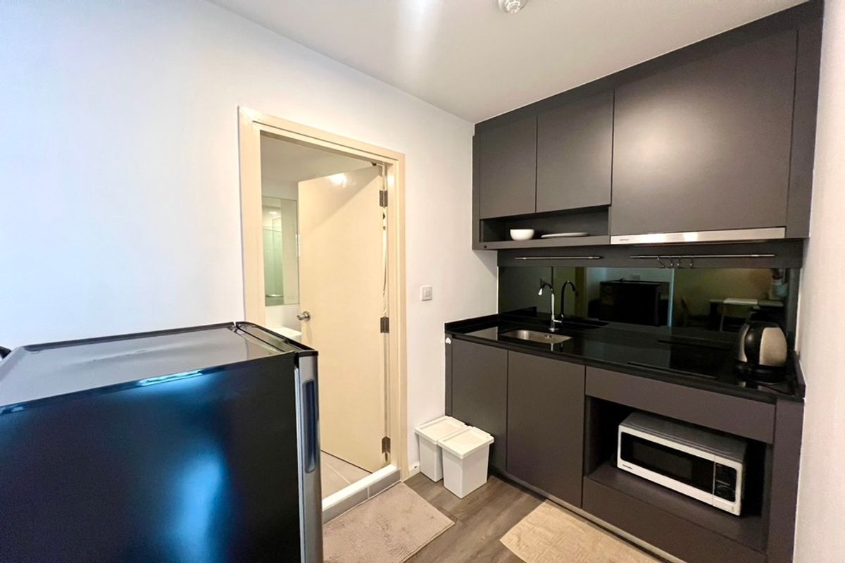 For SaleCondoSapankwai,Jatujak : 🔥 For Sale !!🔥 Code C20250800042..........Notting Hill Jatujak - Interchange, 1 bedroom Plus, 1 bathroom, East Facing, furnished, Special Deal!!📣📣