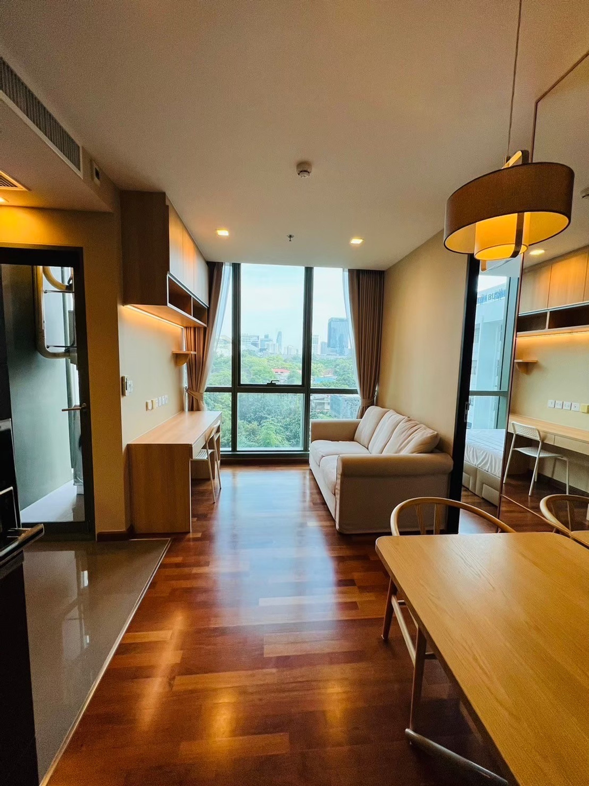 ให้เช่าคอนโดราชเทวี พญาไท : ✨ Wish Signature Midtown Siam – 1 ห้องนอน แต่งครบ ใกล้ BTS ราชเทวี วิวสวนสุดจึ้ง ✨ ค่าเช่าเพียง 20,000 บาท / เดือน Call: 086-746-8882 (K. Cooper)