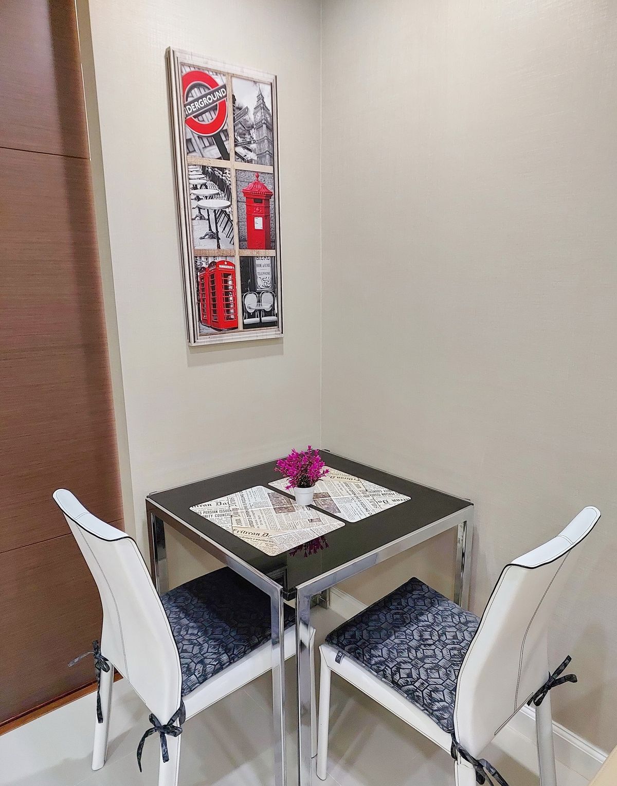 For RentCondoSamut Prakan,Samrong : For rent 📍 The Metropolis Samrong Interchange 📍Convenient transportation, near BTS Samrong, fully furnished and equipped with appliances.