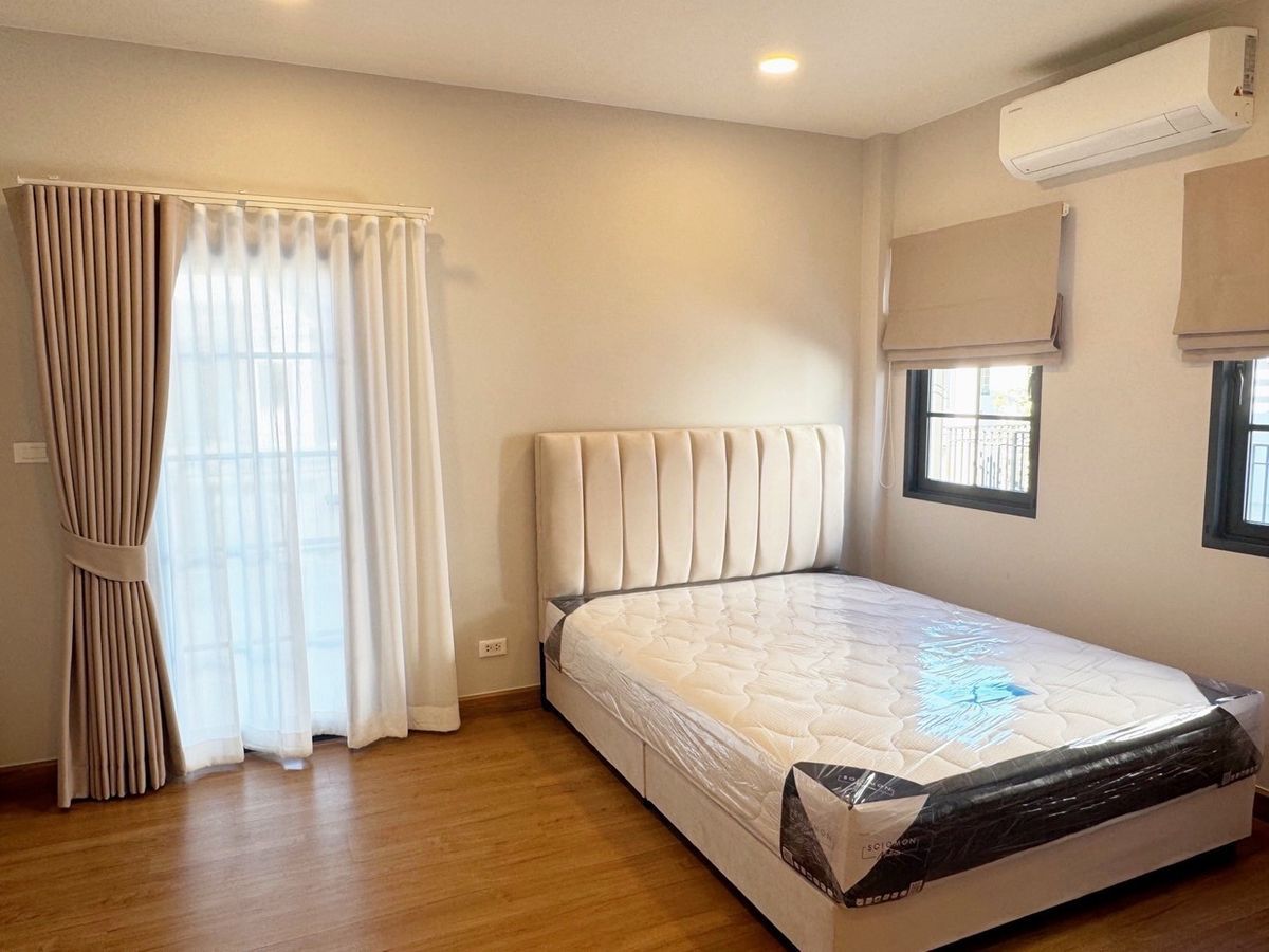 For RentHouseBangna, Bearing, Lasalle : Single house for rent ✨ Centro Bangna ✨ 4 bedrooms, 5 bathrooms, fully furnished and equipped with appliances