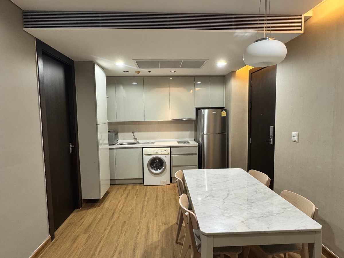 ให้เช่าคอนโดราชเทวี พญาไท : 2-Bedroom Condo at The Address Phayathai – Steps from BTS Phaya Thai