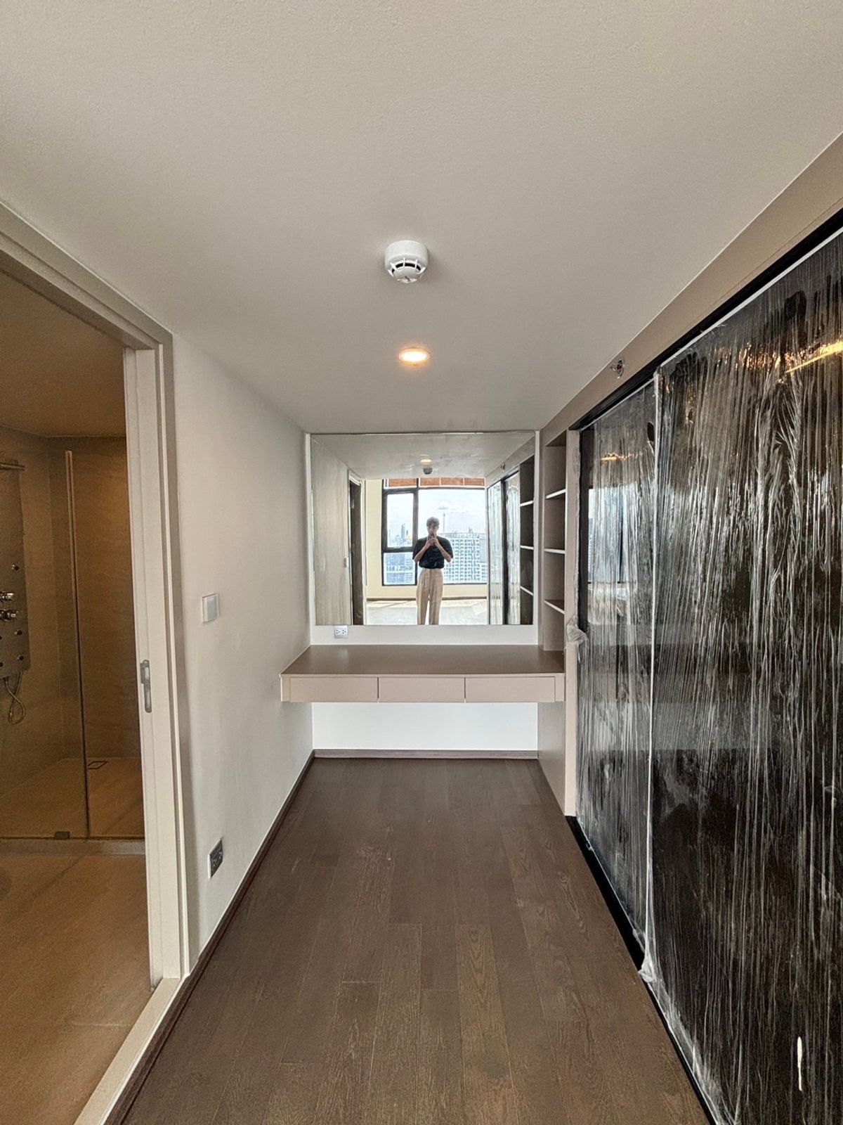 For SaleCondoRatchathewi,Phayathai : 🔥 Urgent !! Register to watch the project 🔥Park Origin Ratchathew (3 bedrooms, 2 bathrooms, 95 sq.m.) only 27 MB !! Tel.0922635410 (Earth)