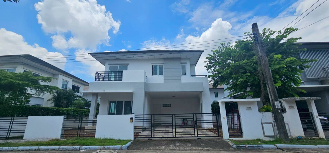 For SaleLandMin Buri, Romklao : House for Sale 65.8 sq.w. Nusasiri Village, Outer Ring Road - Rama 9, near Wellington International School