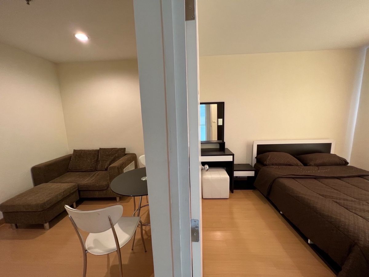 For RentCondoOnnut, Udomsuk : Life @ Sukhumvit 65, for rent high floor beautiful view Walking to BTS Ekkamai is ready to move in.