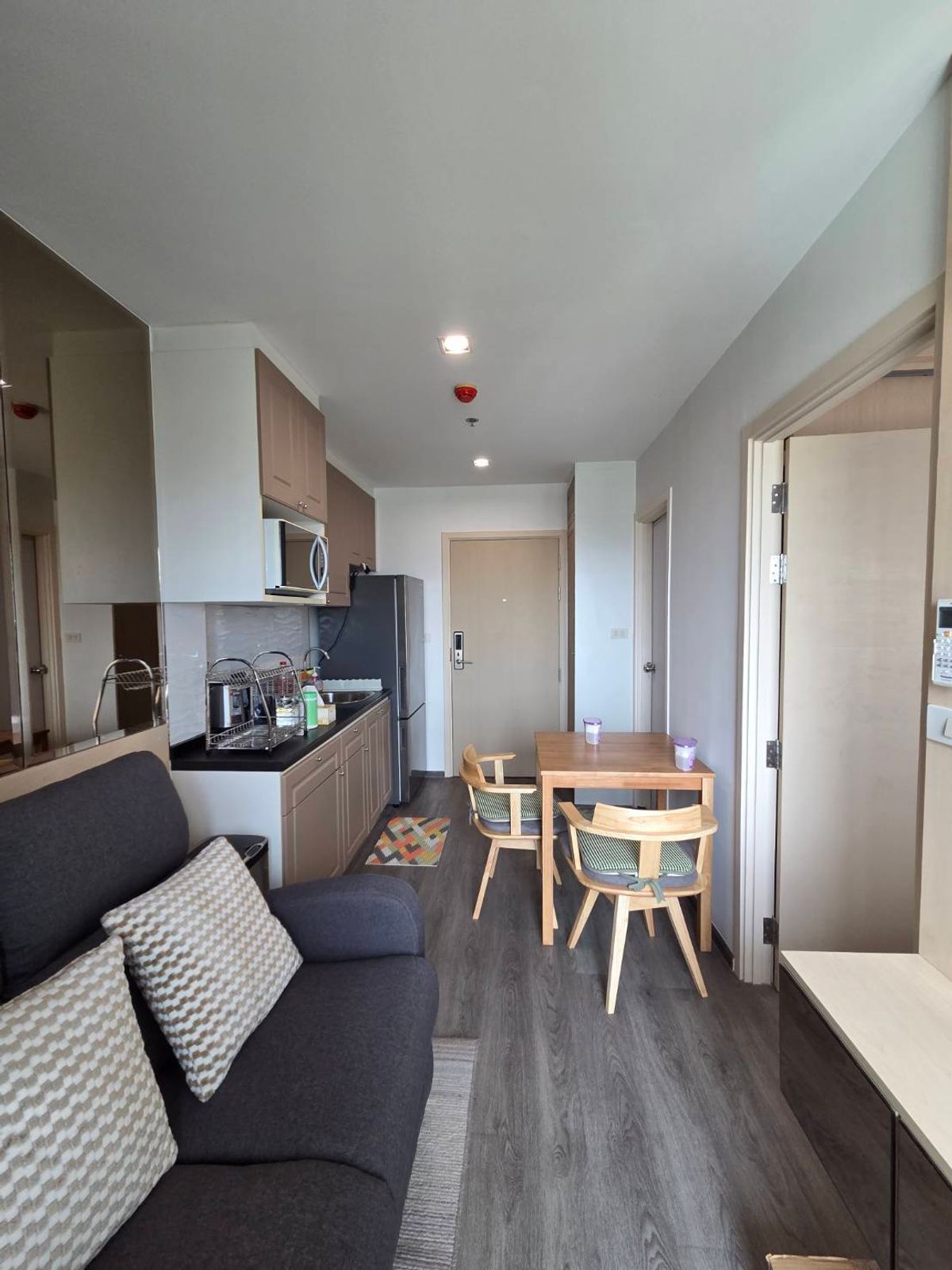 For SaleCondoPattanakan, Srinakarin : 🏙️ Condo for sale, gold location! Rich Park @ Triple Station | Just 3 minus. Near ARL Hua Mak