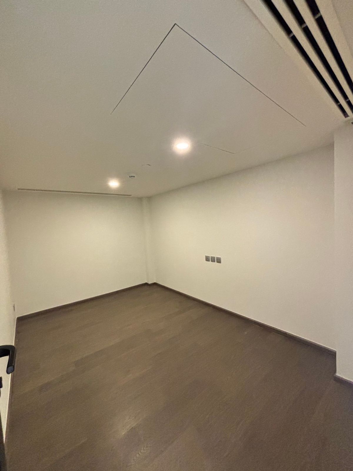 For SaleCondoRatchathewi,Phayathai : 🔥PENTHOUSE, the last unit !! Tel.0922635410 (Earth)