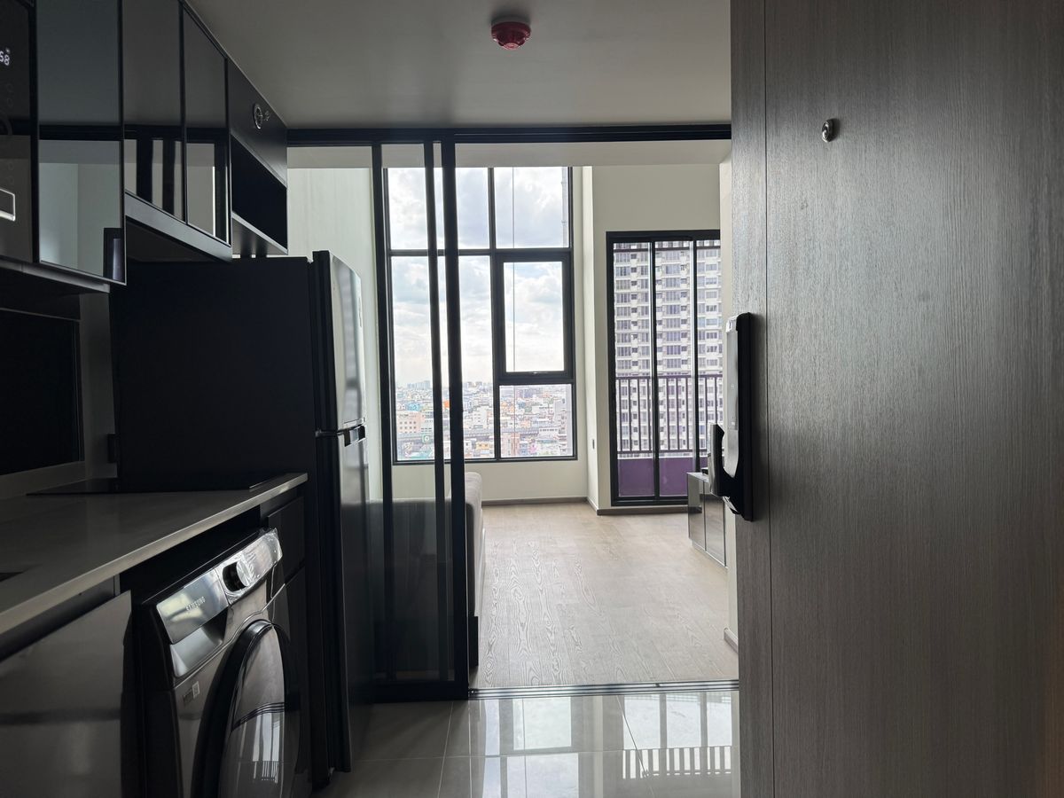 For RentCondoSiam Paragon ,Chulalongkorn,Samyan : Park Origin Chula Samyan【𝐑𝐄𝐍𝐓】🔥Perfectly built-in, functional rooms with high-rise views🔥  Contact Line ID: @hacondo
