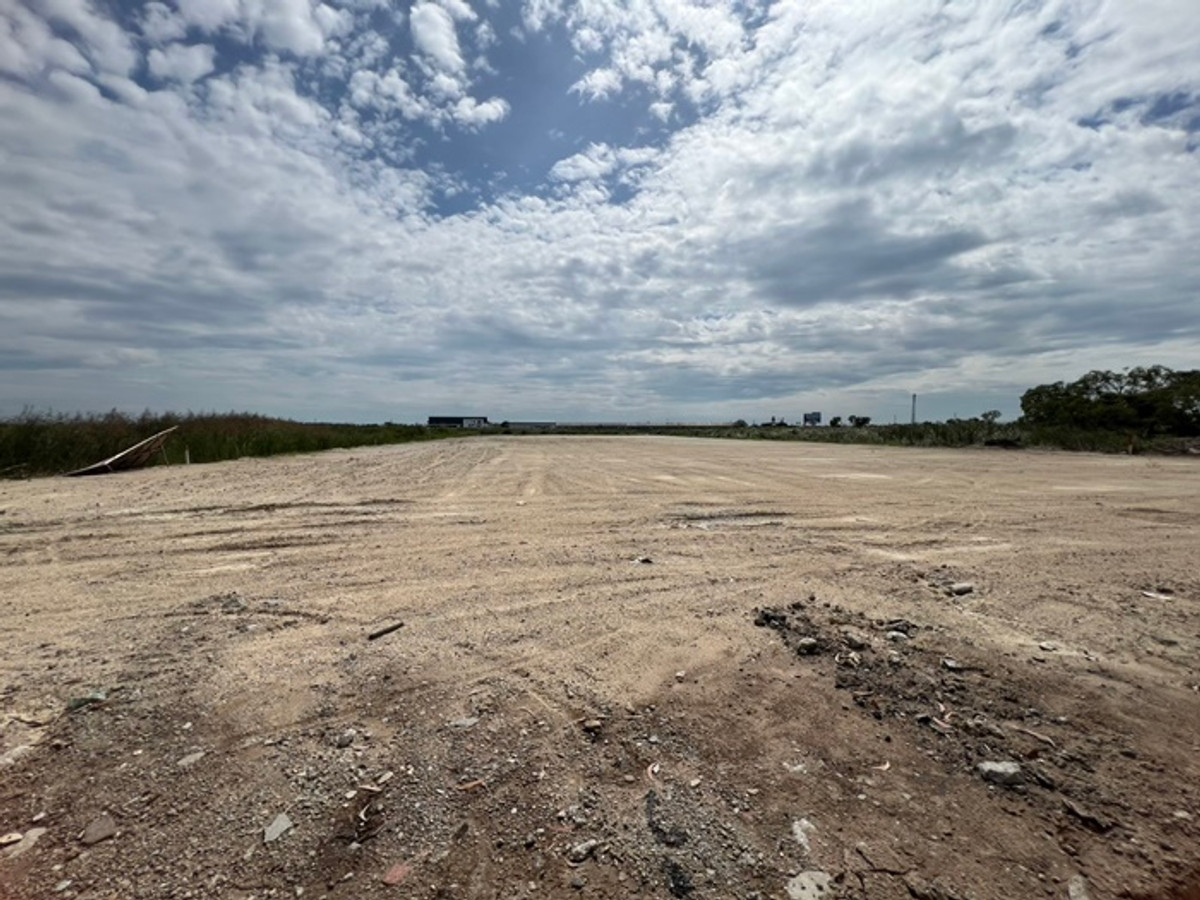 ขายที่ดินสมุทรปราการ สำโรง : ขายที่ดิน 3ไร่1งาน 33 ตารางวา ถ.บางบ่อ-คลองด่าน บางเพรียง อ.บางบ่อ จ.สมุทรปราการ ขายต่ำกว่าแบงค์ประเมิน