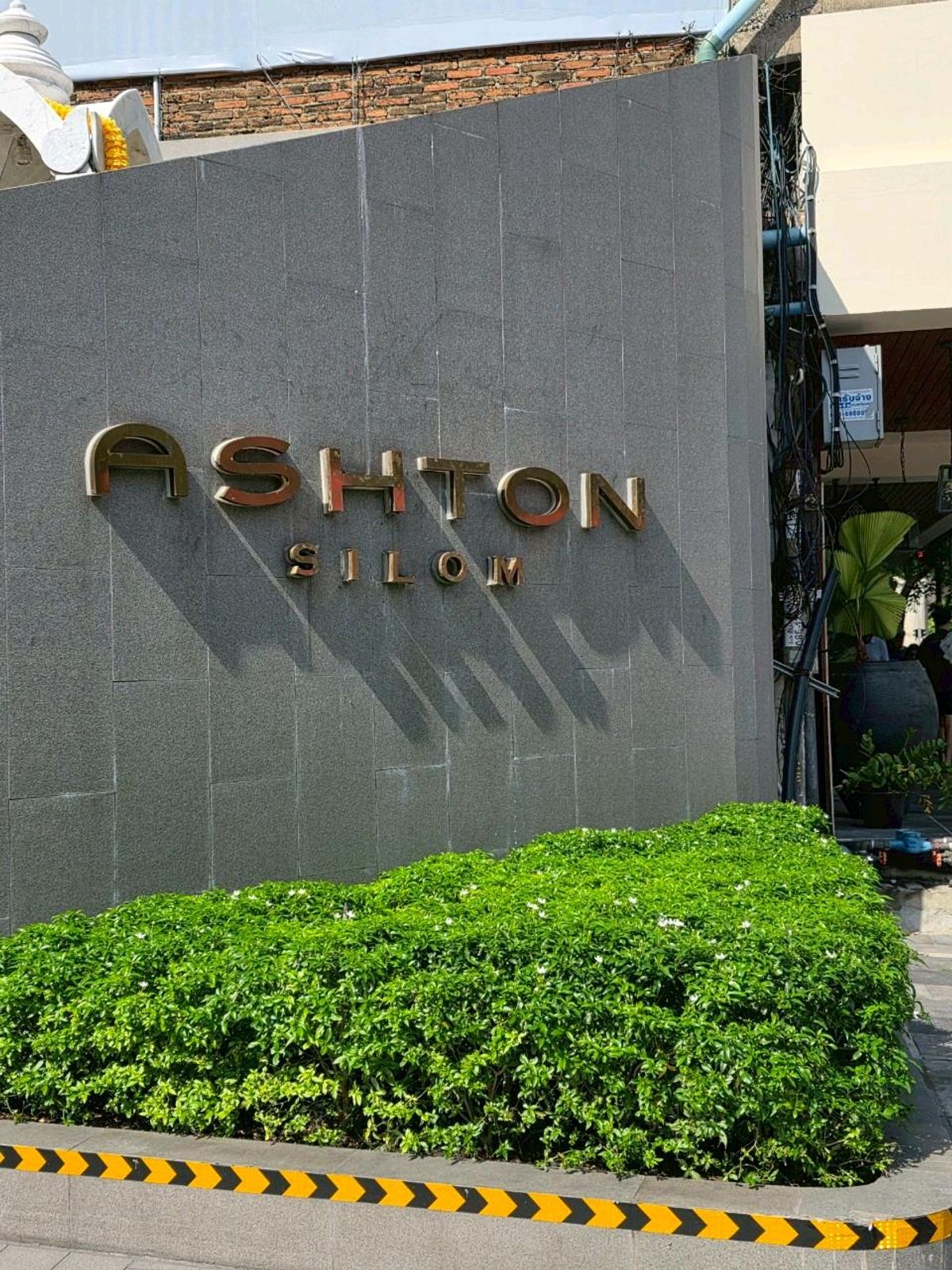 ขายคอนโดสีลม ศาลาแดง บางรัก : [Sale] Ashton Silom คอนโดหรูใจกลางสีลม 48 ตรม.1ห้องนอน ว้าววว!! Panorama View แต่งครบพร้อมอยู่ , BTSช่องนนทรี 
 📞0994152664, 0803696366