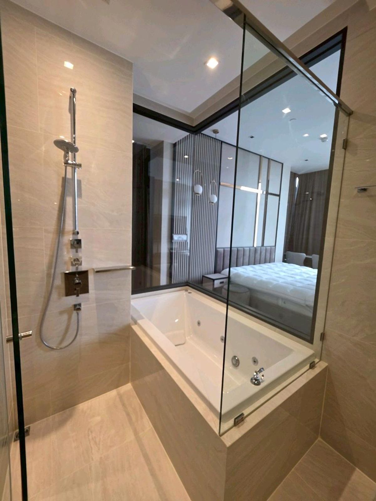 For SaleCondoSilom, Saladaeng, Bangrak : [Sale] ✨ Ashton Silom – Luxury Living in the Heart of CBD SILOM | 48 sq.m. | Floor 18 | Unblocked Panorama Silom View | 350m to BTS Chong Nonsi📞0994152664 