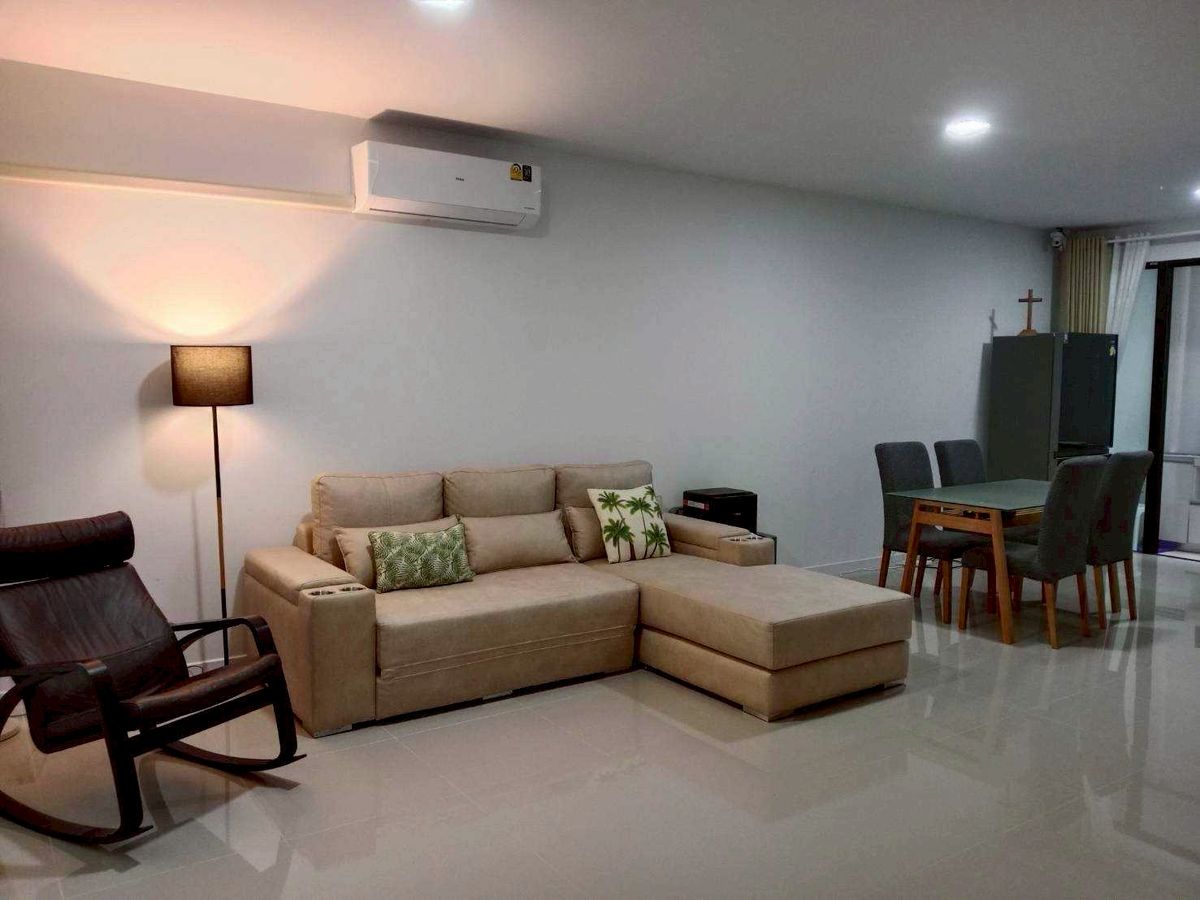 ให้เช่าทาวน์โฮมสมุทรปราการ สำโรง : ทาวน์เฮ้าส์ให้เช่า 🔥 Pruksa Ville 76  Bang Na-Wongwan 🔥 3 ห้องนอน 3 ห้องน้ำ เฟอร์นิเจอร์ และ เครื่องใช้ไฟฟ้าครบ 