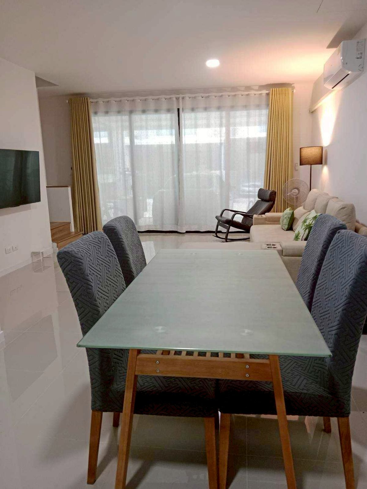 ให้เช่าทาวน์โฮมสมุทรปราการ สำโรง : ทาวน์เฮ้าส์ให้เช่า 🔥 Pruksa Ville 76  Bang Na-Wongwan 🔥 3 ห้องนอน 3 ห้องน้ำ เฟอร์นิเจอร์ และ เครื่องใช้ไฟฟ้าครบ 