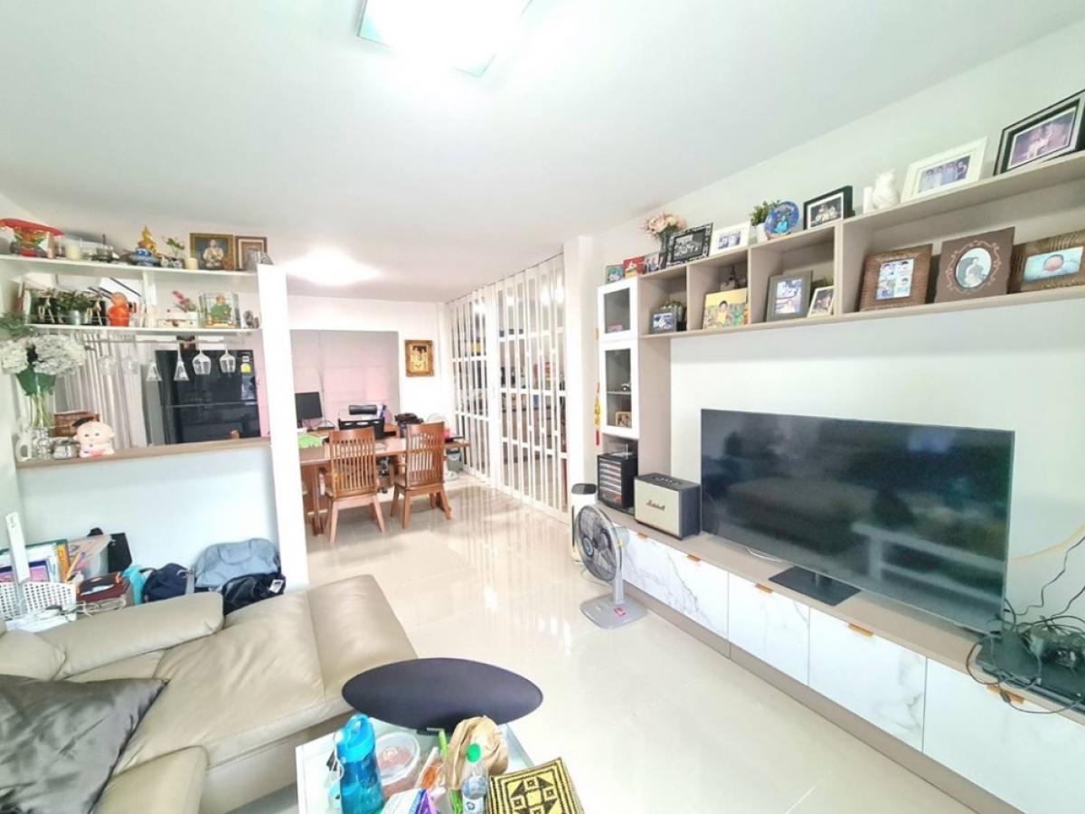 For SaleHouseRama 2, Bang Khun Thian : Selling lower than Casa Premium, Tha Kham-Rama 2, complete with all floating furniture.