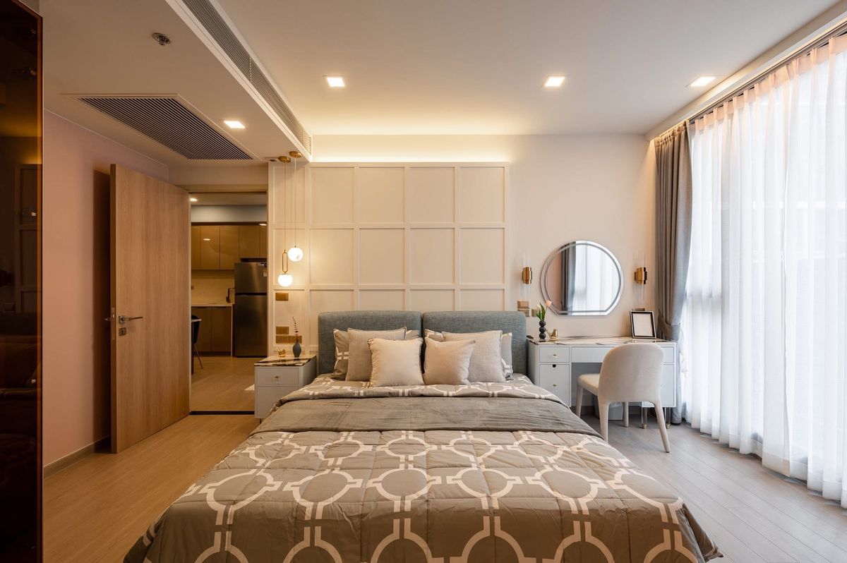 ให้เช่าคอนโดพระราม 9 เพชรบุรีตัดใหม่ RCA : ให้เช่า 🔥 One9Five Asoke - Rama 9 🔥 ใกล้ MRT พระราม 9 2 ห้องนอน เฟอร์นิเจอร์ และ เครื่องใช้ไฟฟ้าครบ 