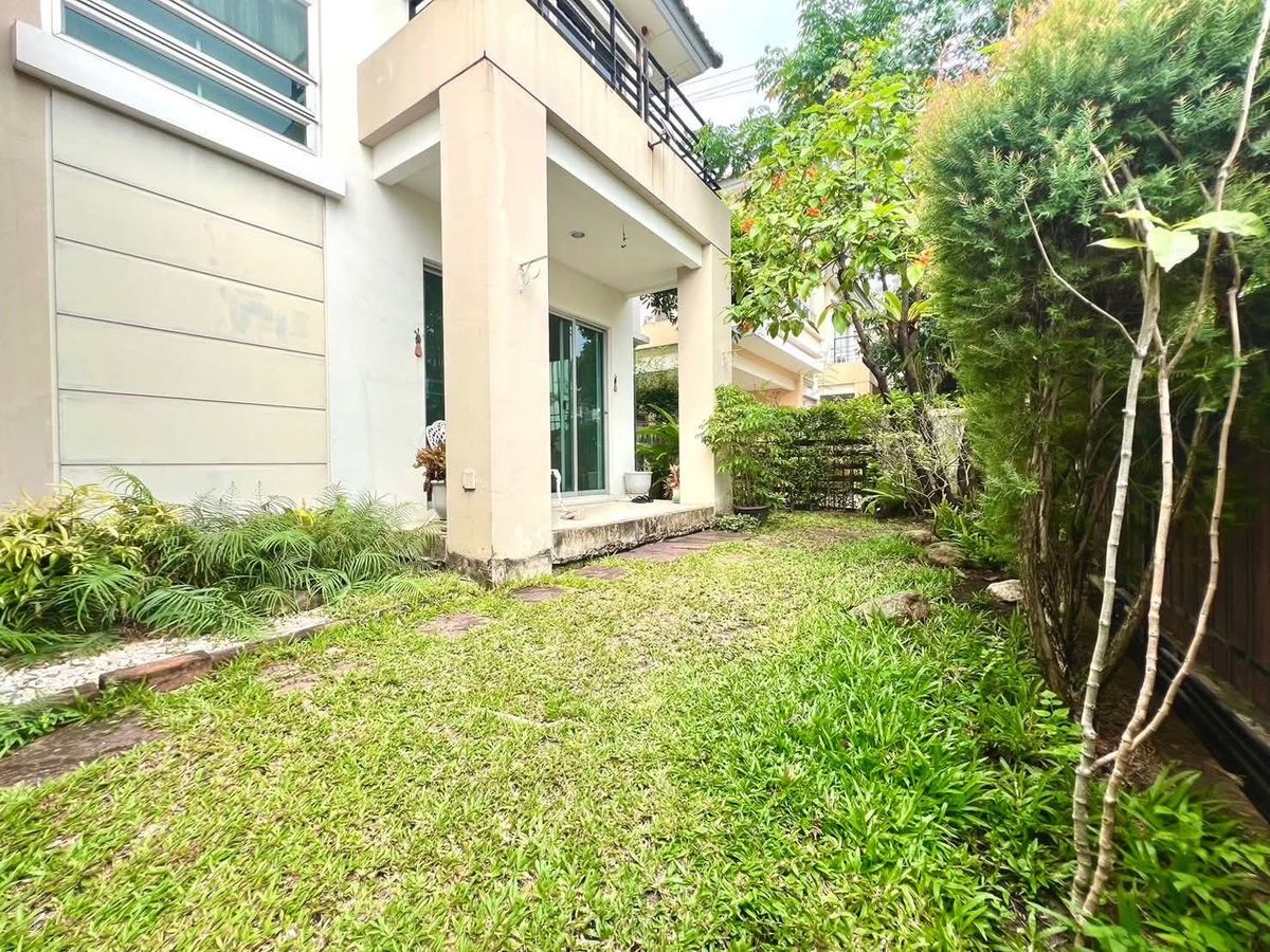 ขายบ้านนวมินทร์ รามอินทรา : ไลฟ์ บางกอก บลูเลอวาร์ด รามอินทรา 23 / 3 ห้องนอน (ขาย), Life Bangkok Boulevard Ramintra 23 / 3 Bedrooms (FOR SALE) TAN842