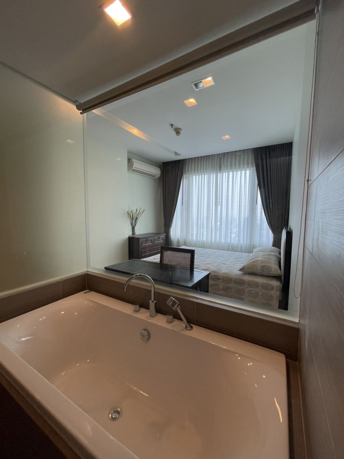 ขายคอนโดสุขุมวิท อโศก ทองหล่อ : Siri At Sukhumvit / 2 Bedrooms (SALE WITH TENANT), สิริ แอท สุขุมวิท / 2 ห้องนอน (ขายพร้อมผู้เช่า) HL2089