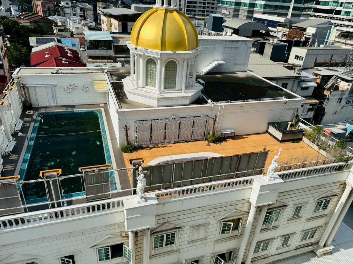 ให้เช่าร้านค้า/ตลาดนัดสุขุมวิท อโศก ทองหล่อ : For Rent - Luxury Entertainment Venue at Thonglor Sukhumvit 55 Bangkok | 出租 – 通罗 Sukhumvit 55 曼谷豪华娱乐场所