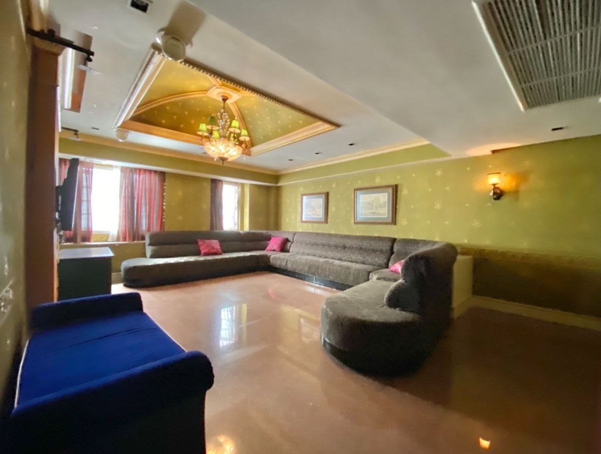 ให้เช่าร้านค้า/ตลาดนัดสุขุมวิท อโศก ทองหล่อ : For Rent - Luxury Entertainment Venue at Thonglor Sukhumvit 55 Bangkok | 出租 – 通罗 Sukhumvit 55 曼谷豪华娱乐场所