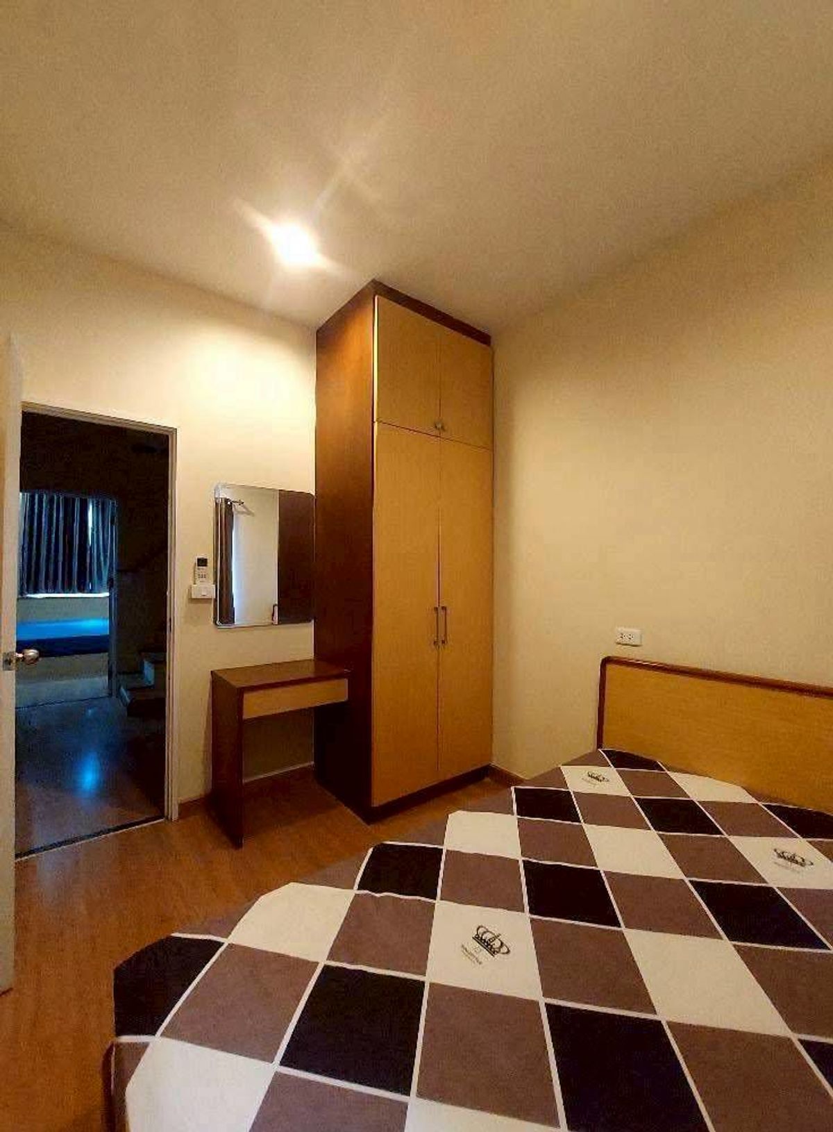 For RentTownhomePattanakan, Srinakarin : P-2784 Urgent rent! Golden Town 2 Onnut-Development is ready.