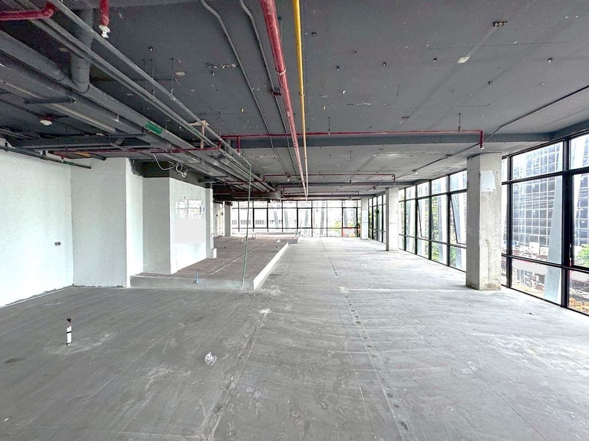 ให้เช่าร้านค้า/ตลาดนัดสีลม ศาลาแดง บางรัก : พื้นที่ให้เช่า ริมถนน ทำเลสีลม เหมาะทำธุรกิจทุกประเภท  ** NO CO-AGENT ** 