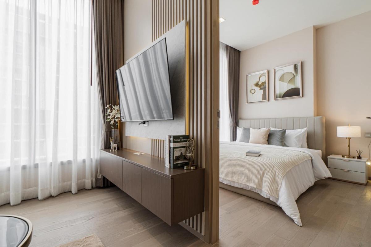For RentCondoSukhumvit, Asoke, Thonglor : 🔥For urgent rent🔥 The Esse Asoke, a condo in the heart of Asoke, luxuriously decorated, fully furnished, ready to move in.