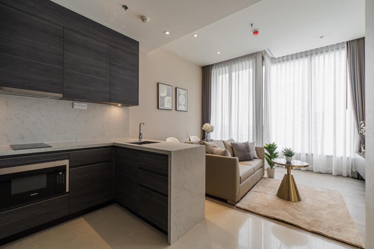 For RentCondoSukhumvit, Asoke, Thonglor : 🔥For urgent rent🔥 The Esse Asoke, a condo in the heart of Asoke, luxuriously decorated, fully furnished, ready to move in.