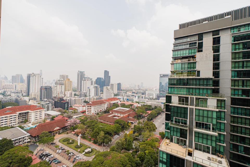 For RentCondoSukhumvit, Asoke, Thonglor : 🔥For urgent rent🔥 The Esse Asoke, a condo in the heart of Asoke, luxuriously decorated, fully furnished, ready to move in.