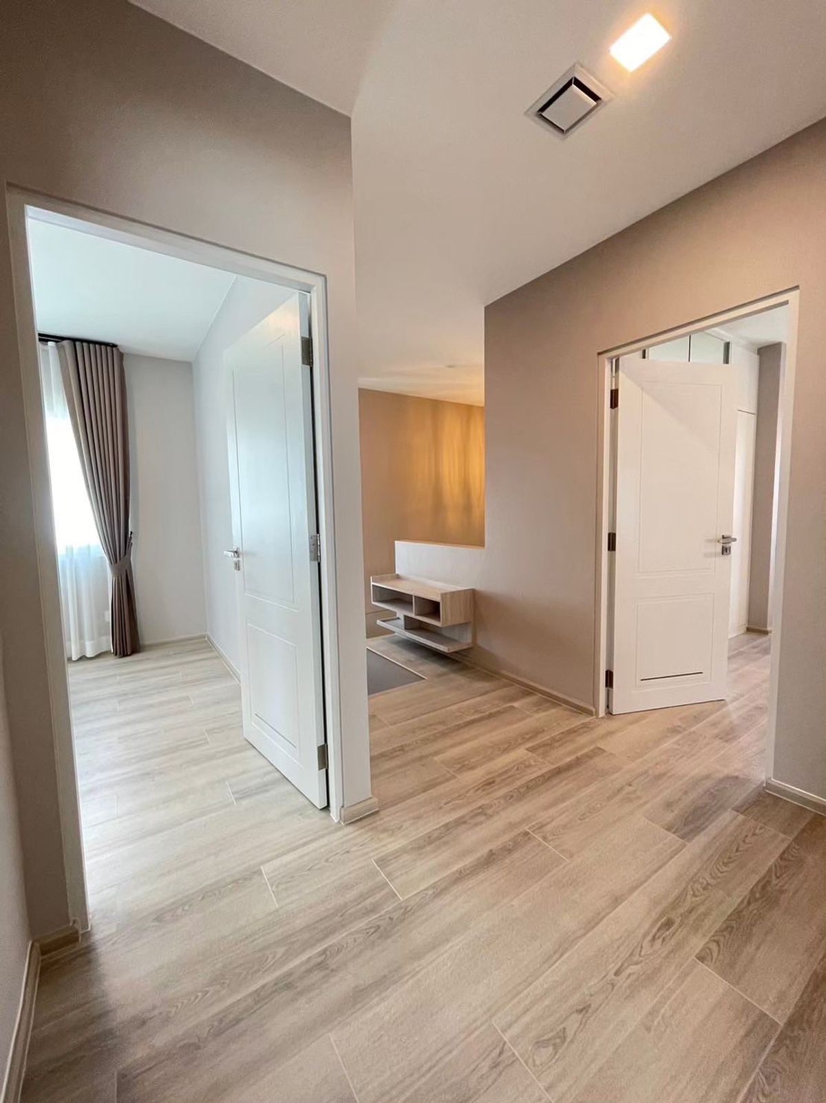 ให้เช่าบ้านบางนา แบริ่ง ลาซาล : 🏡 House for Rent | Chaiyapruek Bangna Km.15  ✨ บ้านหน้าสวน บรรยากาศร่มรื่น พร้อมเข้าอยู่ทันที ✨ 💰 ค่าเช่า: 90,000 บาท/เดือน