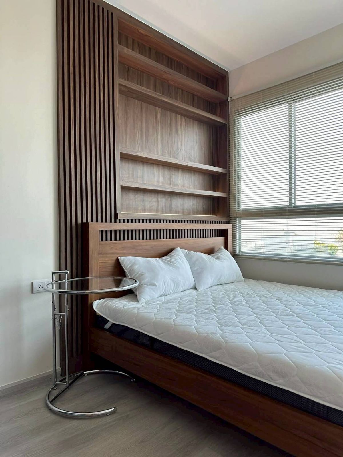 ให้เช่าคอนโดท่าพระ ตลาดพลู วุฒากาศ : ★ Elio Sathorn Wutthakat ★ 35 ตรม.,ชั้น 37 (1 ห้องนอน 1 ห้องน้ำ), ★ติดถนนราชพฤกษ์ ★ใกล้ ตลาดพลู และ Market food ★ สิ่งอำนวยความสะดวกมากมาย★ เครื่องใช้ไฟฟ้าครบครัน★ 