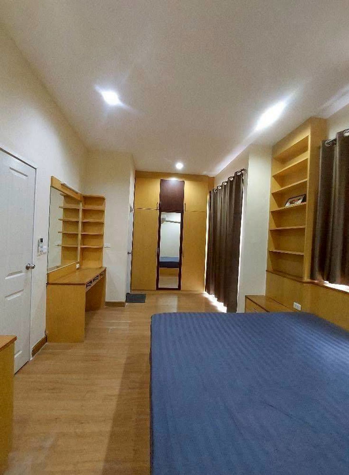 For RentTownhomePattanakan, Srinakarin : P-2784 Urgent rent! Golden Town 2 Onnut-Development is ready.