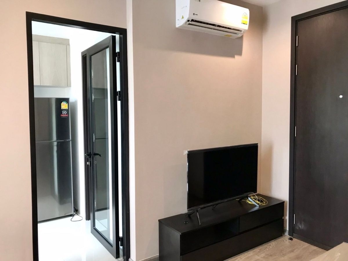 For SaleCondoKasetsart, Ratchayothin : Urgent sale !!! Lyss Ratchayothin Condo (BTS Phahonyothin 24) The best price