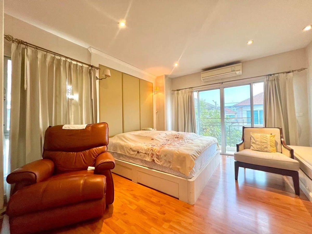 ขายบ้านนวมินทร์ รามอินทรา : ไลฟ์ บางกอก บลูเลอวาร์ด รามอินทรา 23 / 3 ห้องนอน (ขาย), Life Bangkok Boulevard Ramintra 23 / 3 Bedrooms (FOR SALE) TAN842