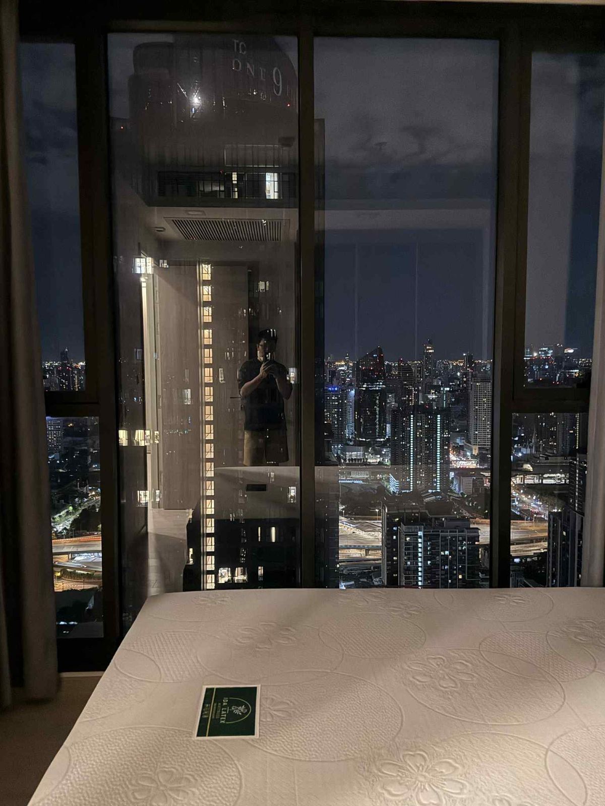 ให้เช่าคอนโดพระราม 9 เพชรบุรีตัดใหม่ RCA : ให้เช่า ✨ One9Five Asoke - Rama 9 ✨ เฟอร์นิเจอร์ และ เครื่องใช้ไฟฟ้าครบ ใกล้ MRT พระราม 9