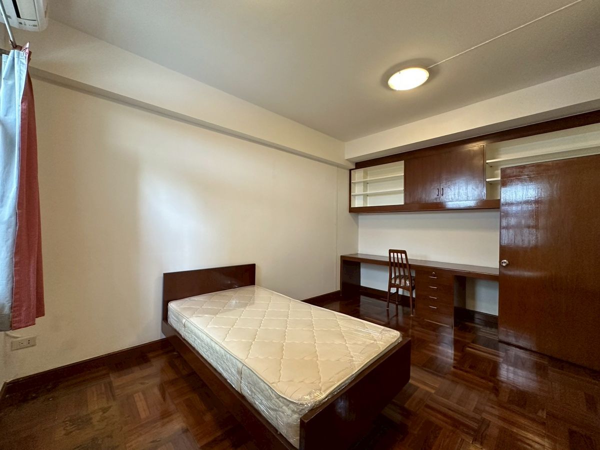 ให้เช่าสุขุมวิท อโศก ทองหล่อ : ✨ คอนโดพื้นที่กว้าง 130 ตร.ม. ตกแต่งครบ 2 ห้องนอน 2 ห้องน้ำ เฟอร์ครบ ทำเลทองเอกมัย เดินทางใกล้ BTS เอกมัย