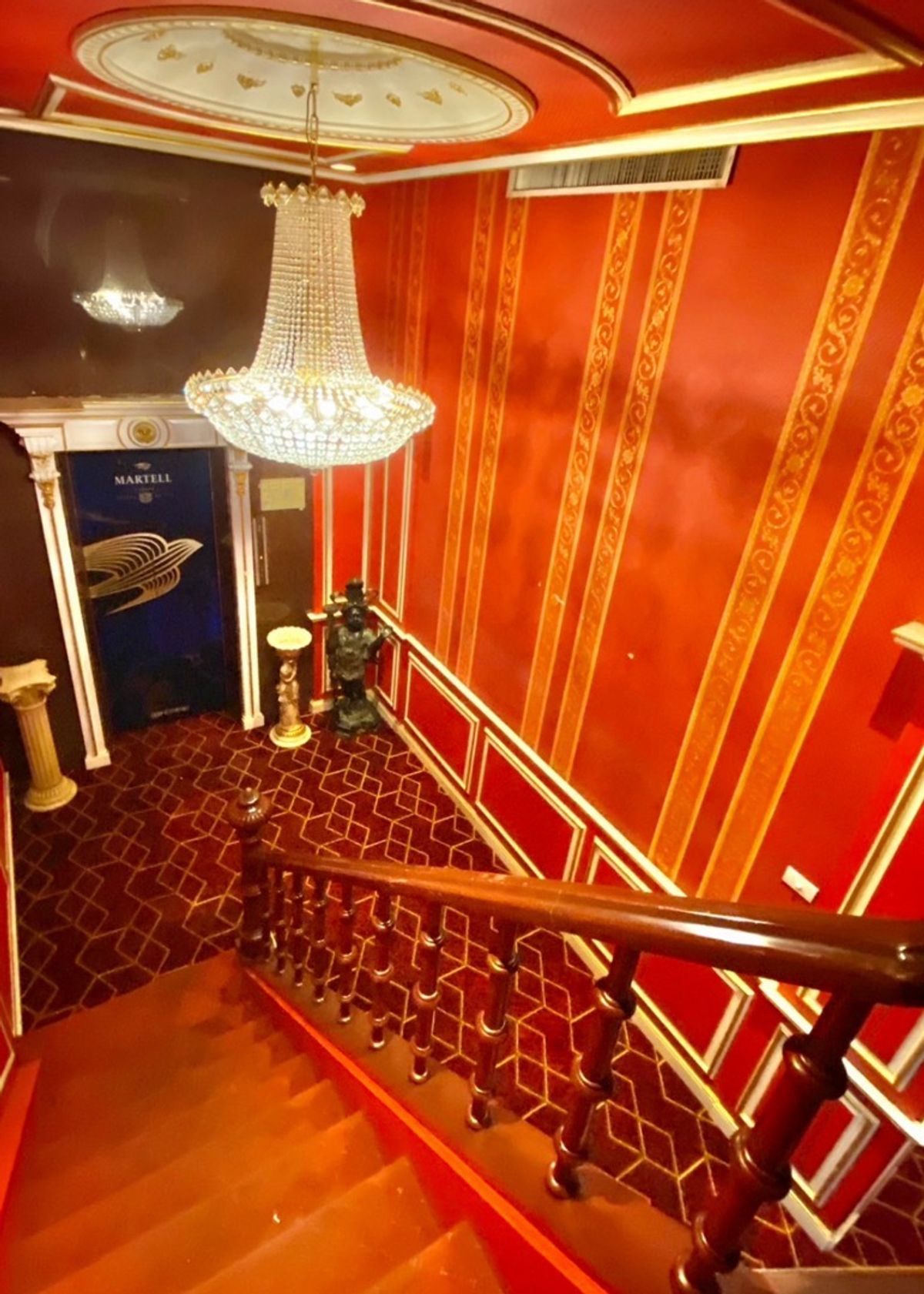 ให้เช่าร้านค้า/ตลาดนัดสุขุมวิท อโศก ทองหล่อ : For Rent - Luxury Entertainment Venue at Thonglor Sukhumvit 55 Bangkok | 出租 – 通罗 Sukhumvit 55 曼谷豪华娱乐场所