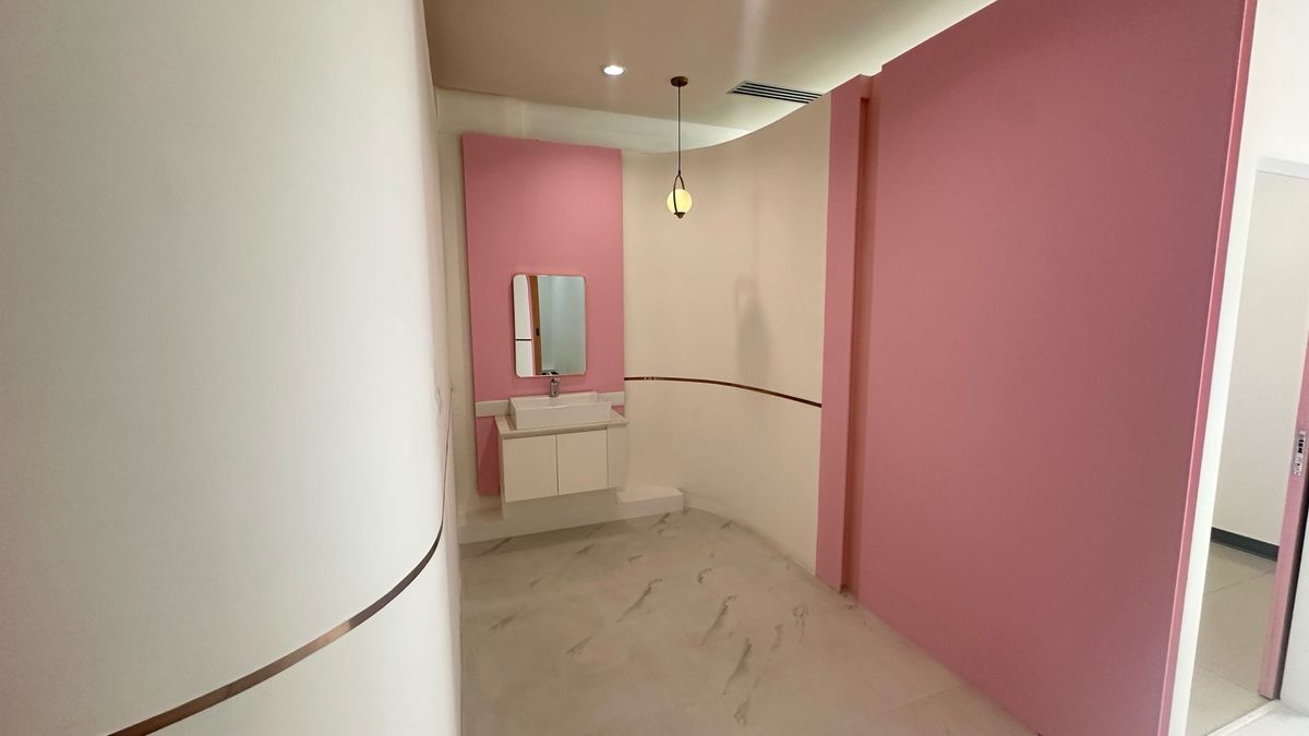 ให้เช่าร้านค้า/ตลาดนัดสุขุมวิท อโศก ทองหล่อ : 🏢 ให้เช่าพื้นที่ 150 ตร.ม. โซนทองหล่อเหมาะสำหรับ ร้านเสริมสวย | สปา | คลินิก