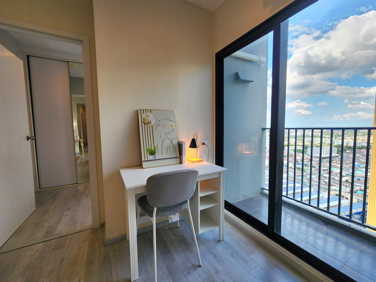 CondoNonthaburi, Bang Yai, Bangbuathong : Status according to the cover image ** The room is available. I update !! ** Corner room !! Phase 1 Air 2 ** Rent/Sale PLUM CONDO CENTRAL STATION.