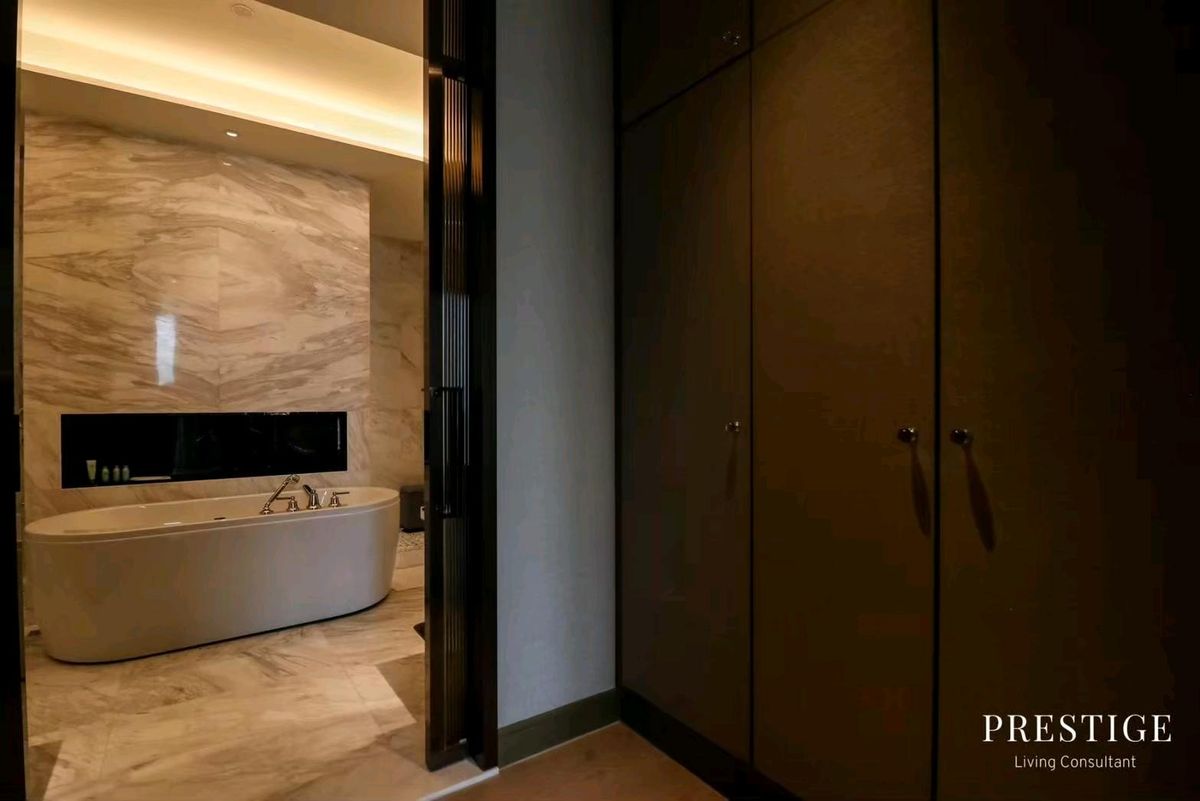 CondoWongwianyai, Charoennakor : 📌For RENT & SELL Rental and Sale | The Residences at Mandarin Orientaln - 6BR (606 SQM) 2,000,000 THB / 454,000,000 THB