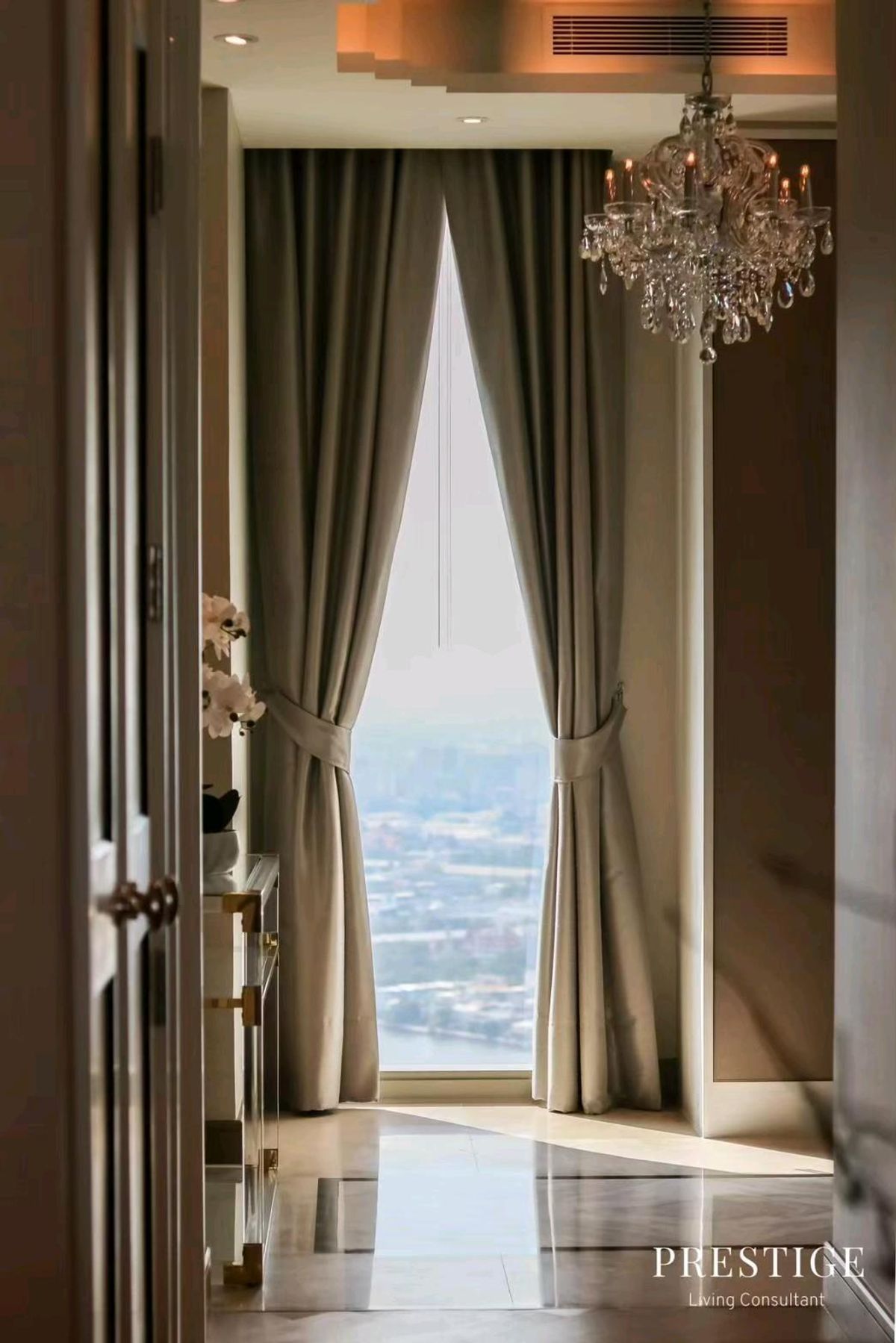 CondoWongwianyai, Charoennakor : 📌For RENT & SELL Rental and Sale | The Residences at Mandarin Orientaln - 6BR (606 SQM) 2,000,000 THB / 454,000,000 THB