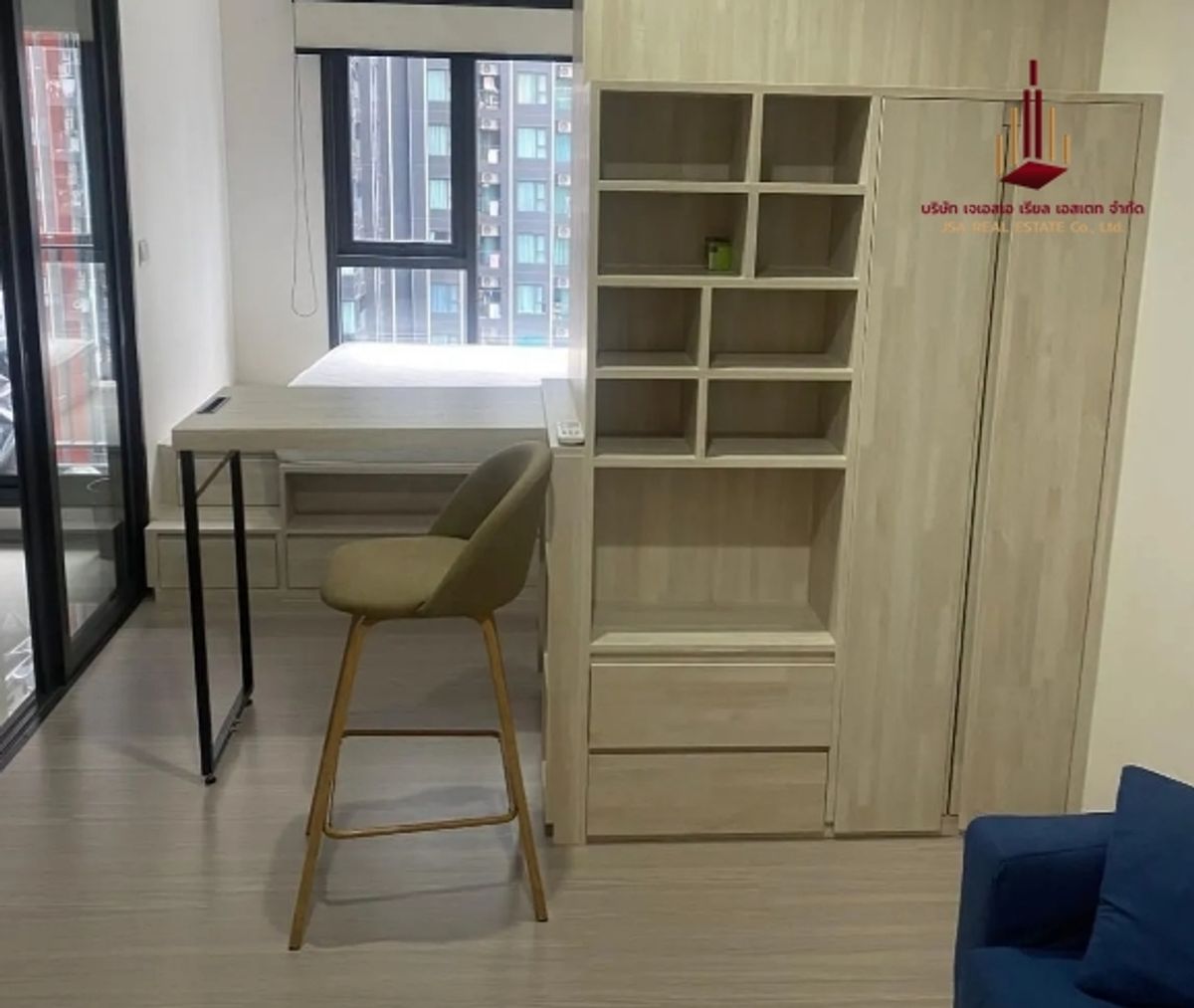 For SaleCondoRama9, Petchburi, RCA : ✨ For Sale: Life Asoke Hype Rama 9 Condo ✨ 💰 ONLY 3,990,000 THB