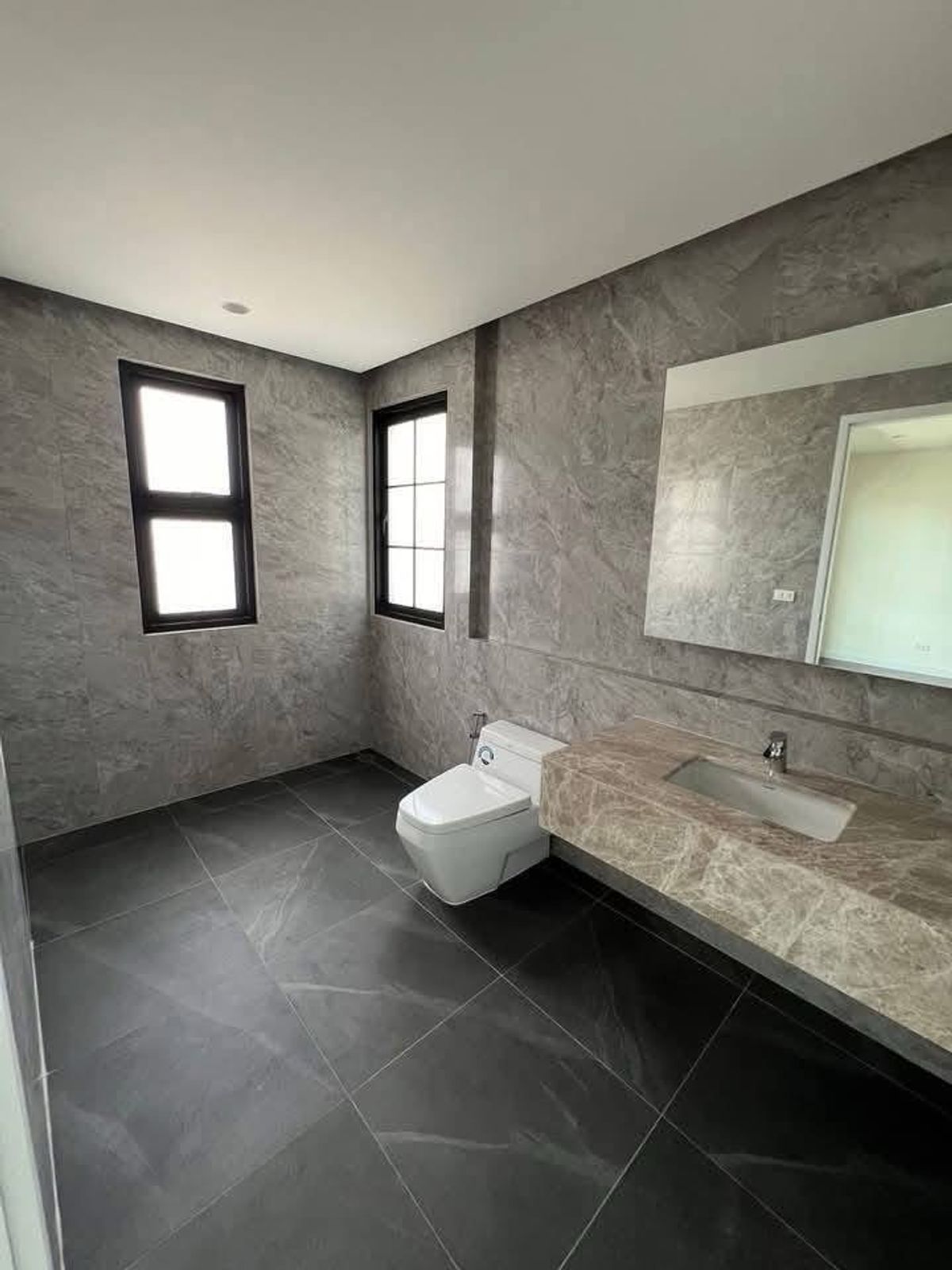 For SaleTownhomeSathorn, Narathiwat : 📢👇 Luxury 4-Storey Corner Townhome (2 Units) with Private Elevator.Located in the heart of Sathorn’s prime business district, connecting Narathiwas–Nonsi 22. Surrounded by international schools, shopping malls, and BTS/BRT access. 