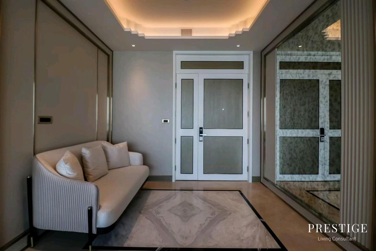 CondoWongwianyai, Charoennakor : 📌For RENT & SELL Rental and Sale | The Residences at Mandarin Orientaln - 6BR (606 SQM) 2,000,000 THB / 454,000,000 THB